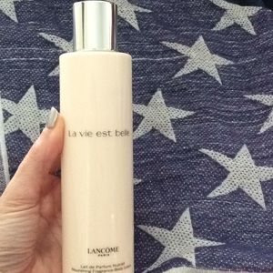 LANCÔME PARIS LA VIE EST BELLE BODY LOTION